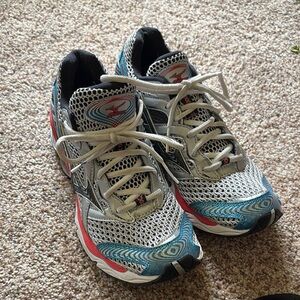 Mizuno Athletic Shoes - White, Blue, Red